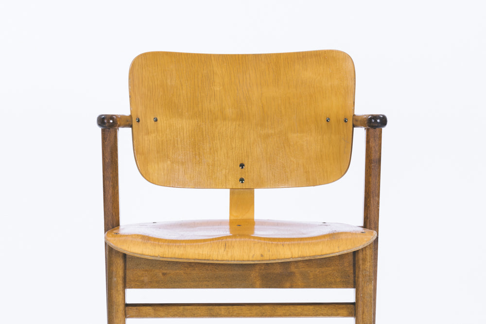 Ilmari Tapiovaara | Domus chair
