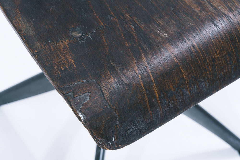 office swivelling chair