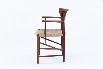 Peter Hvidt & Orla Molgaard Nielsen | model.316 arm chair