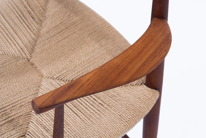 Peter Hvidt & Orla Molgaard Nielsen | model.316 arm chair