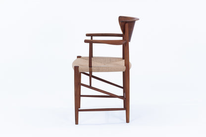 Peter Hvidt & Orla Molgaard Nielsen | model.316 arm chair