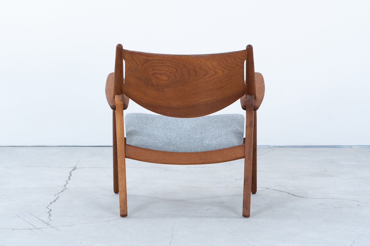 Hans J Wegner | CH28P easy chair