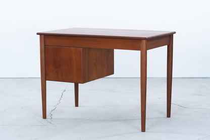 Borge Mogensen | model.131 desk