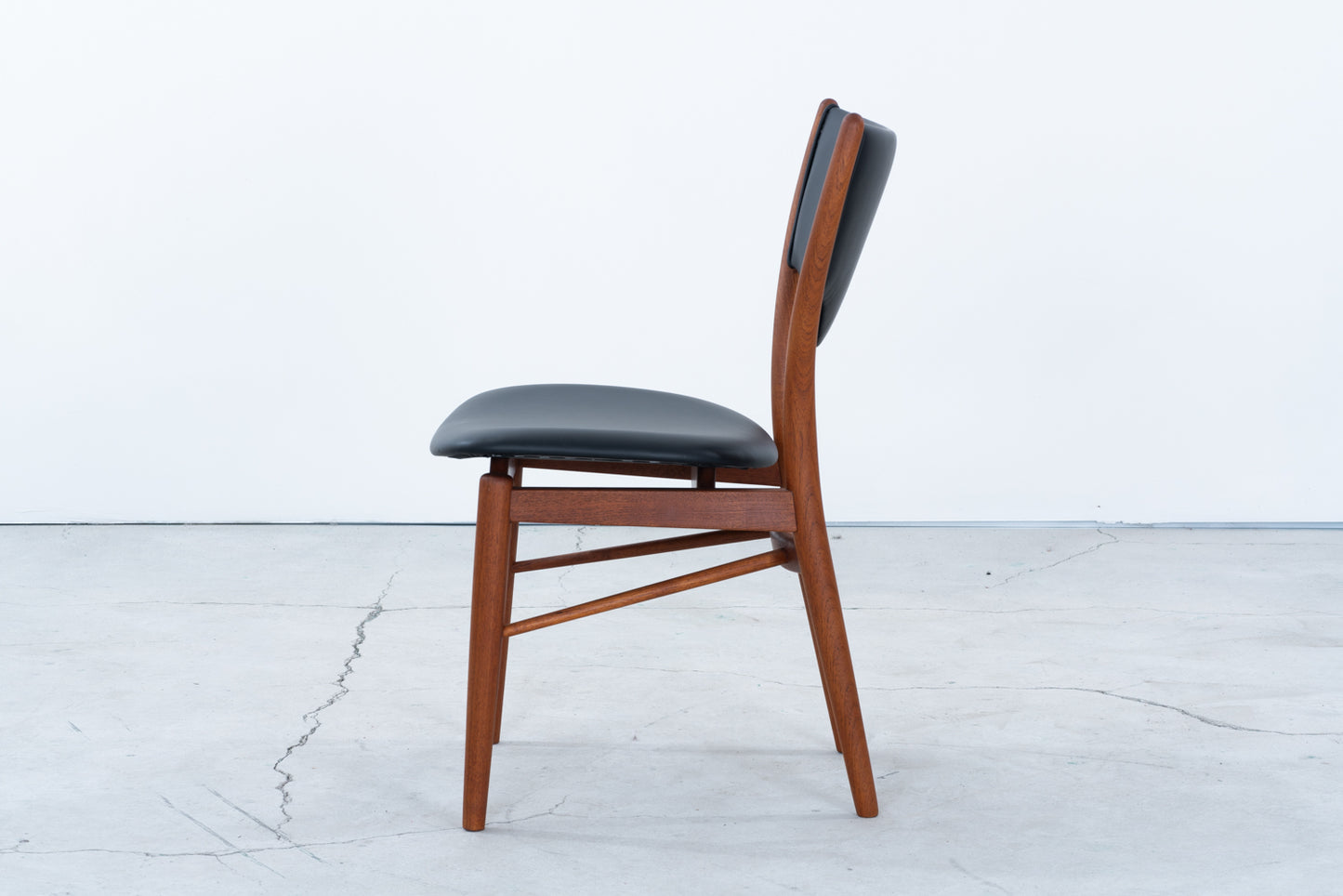 Finn Juhl | BO63 dining chair