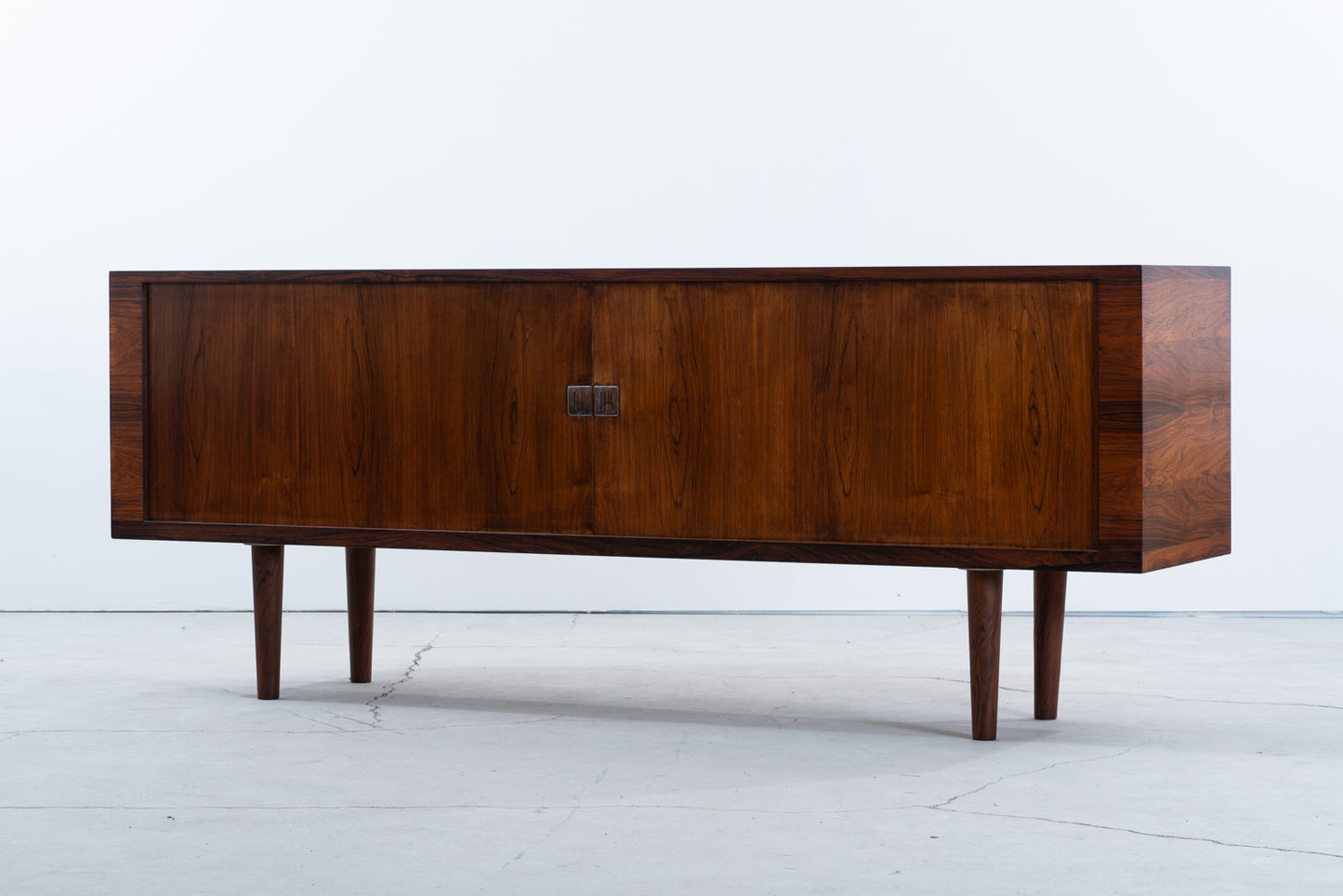 Hans J Wegner | RY25 sideboard