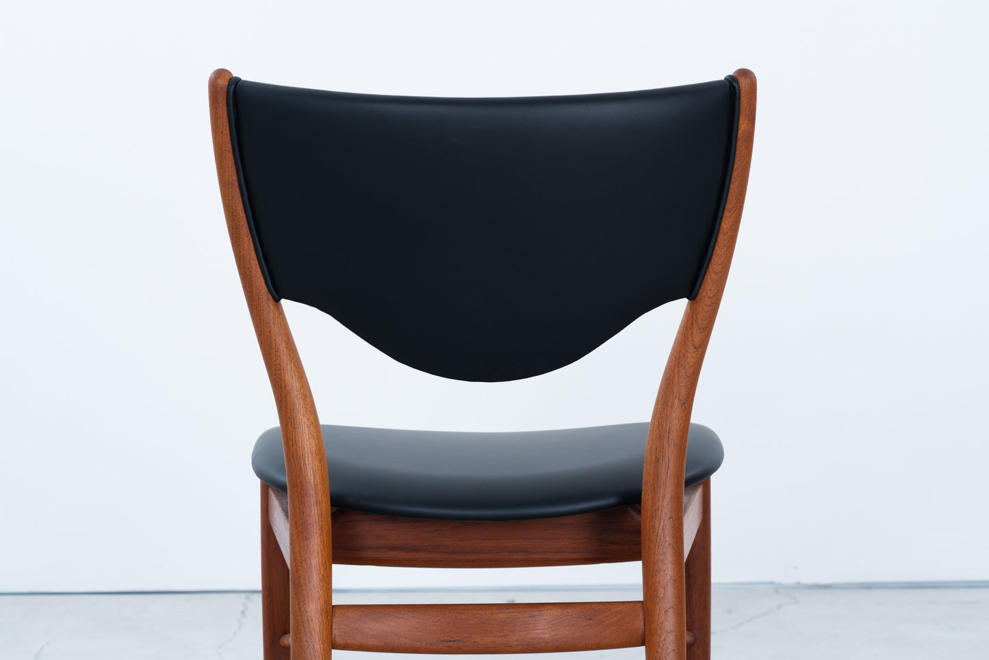 Finn Juhl | BO63 dining chair