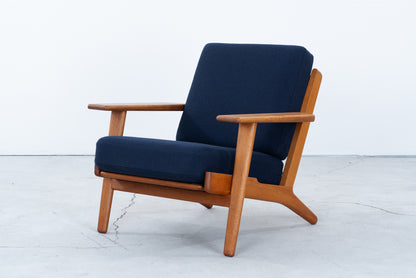 Hans J Wegner | GE290 easy chair