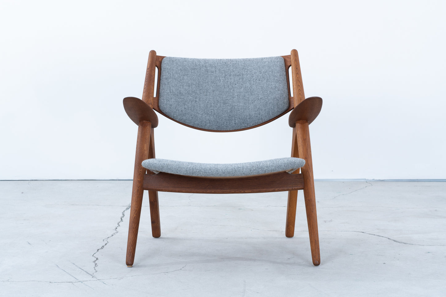 Hans J Wegner | CH28P easy chair