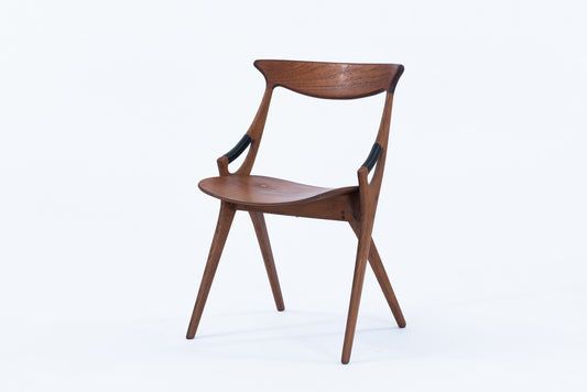 Arne Hovmand Olsen | model.17 chair