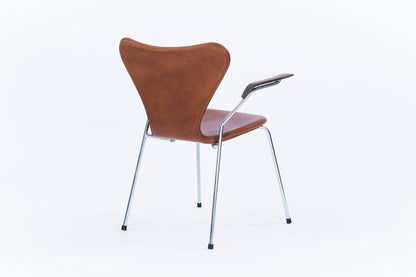 Arne Jacobsen | model.3207 seven chair