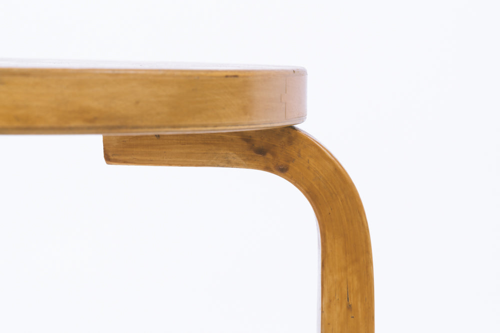 Alvar Aalto  | stool 60
