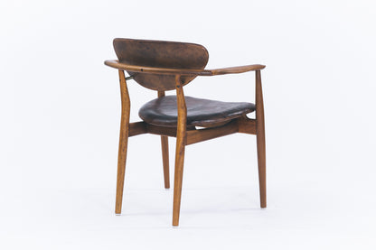 Finn Juhl   | NV55 arm chair early model