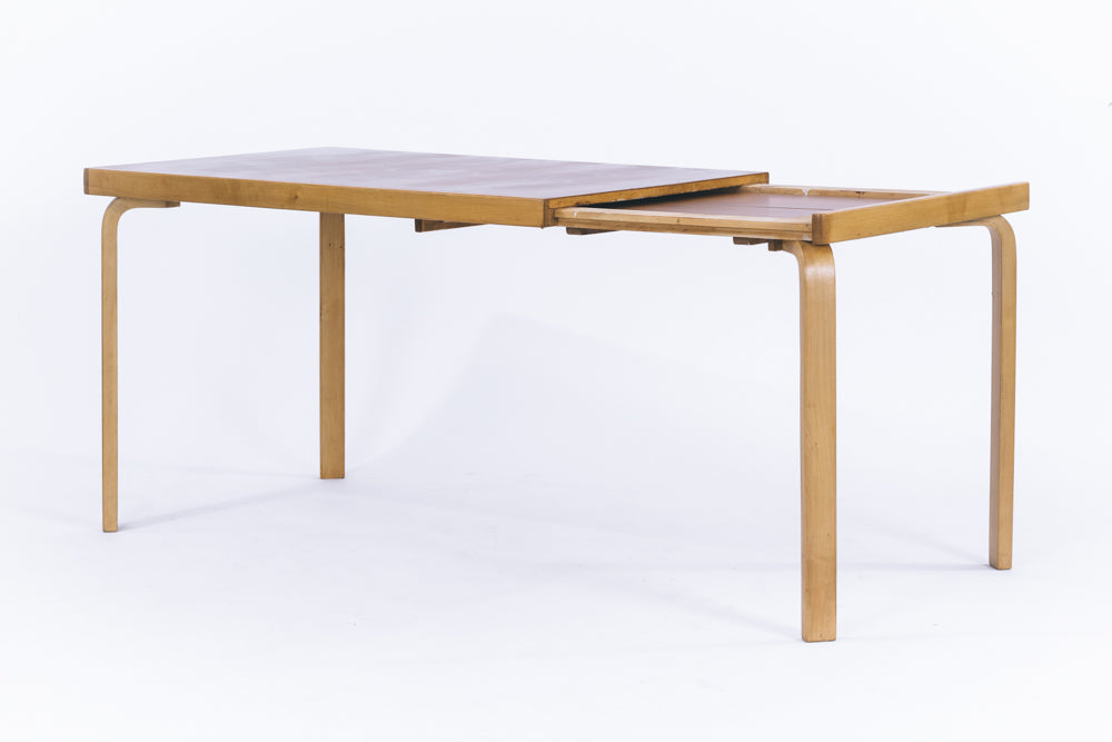 Aino Aalto | extension Table